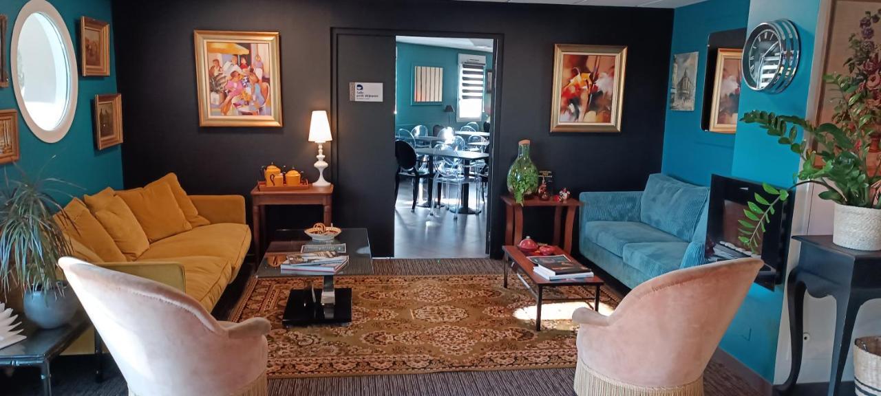 Hotel Kyriad Brive Ouest Esterno foto